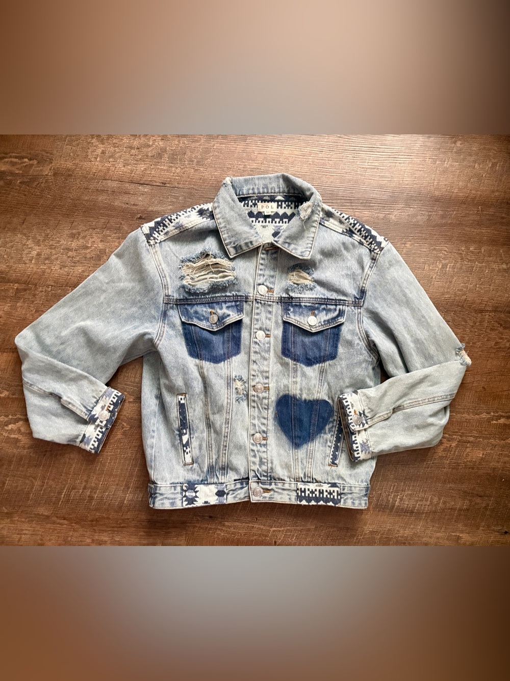 POL Clothing Distressed Denim Trucker Jacket Southwest Aztec Heart sz M - Picture 6 of 12